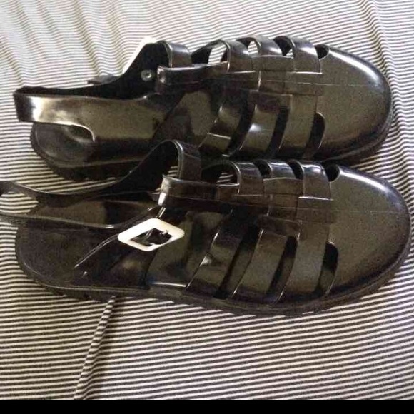 Black Juju Jellies like new - Picture 1 of 3