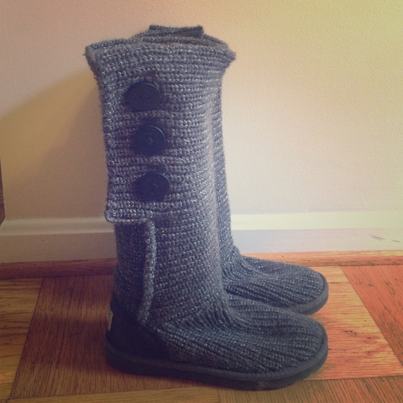 Authentic Uggs - Classic Cardy Boot