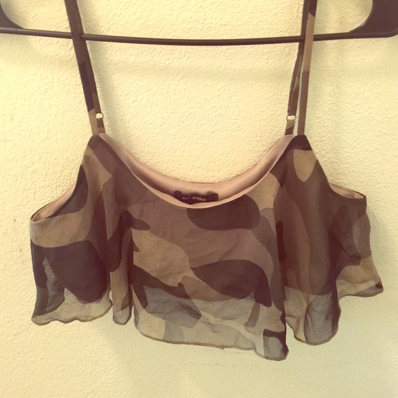 Crop top