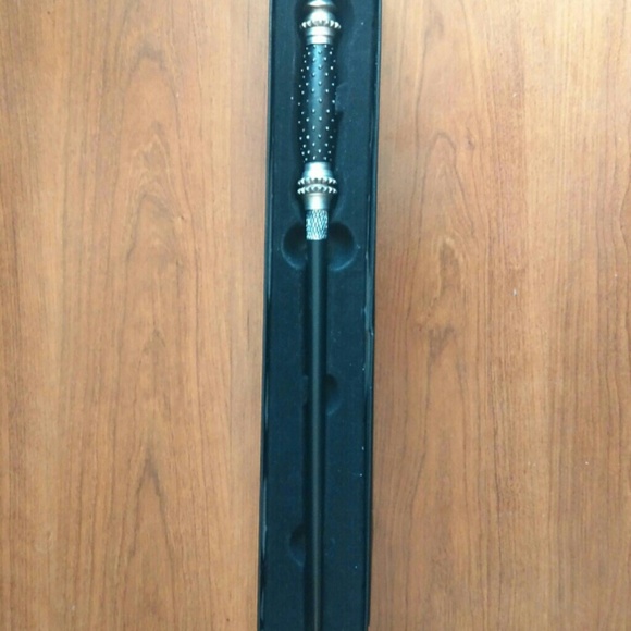 Narcissa Malfoy's Wand *For Cchew07*
