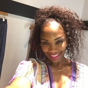 Meet your Posher, Alia