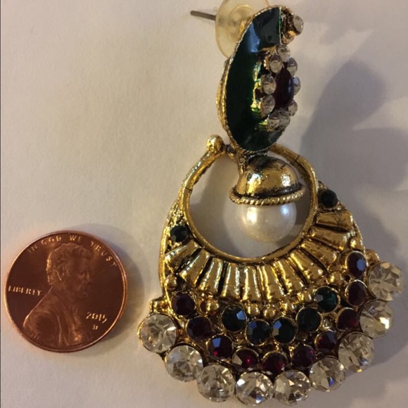 Authentic Ear ring - Picture 2 of 4