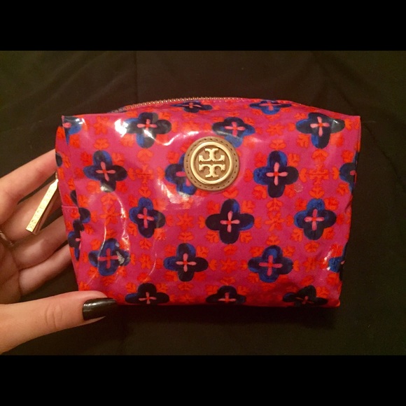 Small cosmetic bag
