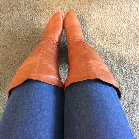 Boots - Picture 2 of 4