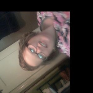 Meet your Posher, Beverly