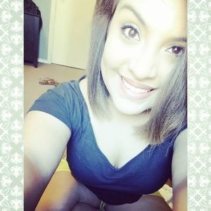 Meet your Posher, Alyssa