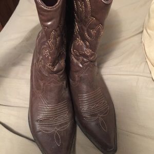 Steve Madden sanguine cowgirl boots size 8