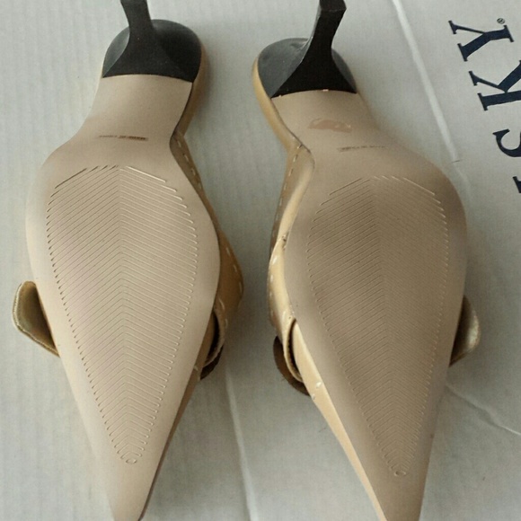 Beige - Picture 2 of 3