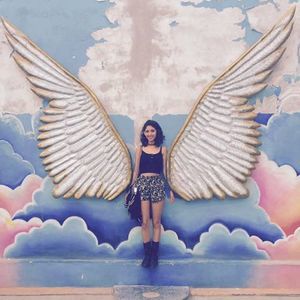 Meet your Posher, Edith