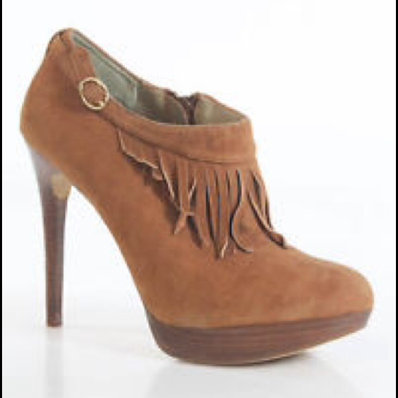 Mokassin heel booties