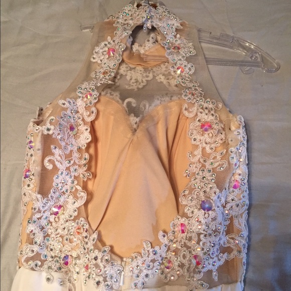 Extra photos of ivory gown - Picture 2 of 4