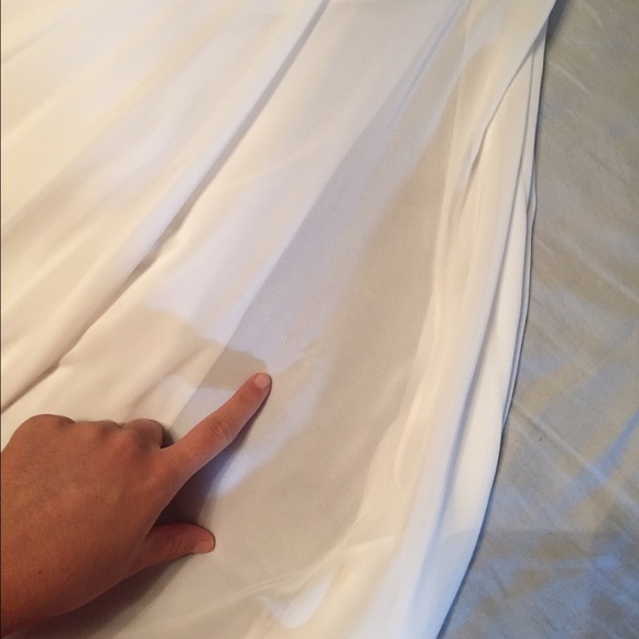 Extra photos of ivory gown - Picture 4 of 4