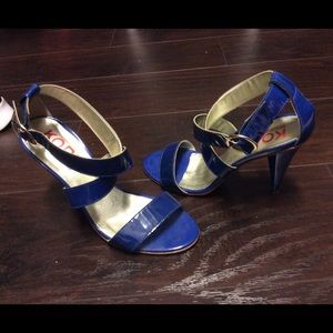 Michael Kors blue sandals heels size 6.5