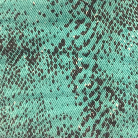 1st kiss denim shorts. NEVER WORN! - Picture 3 of 3