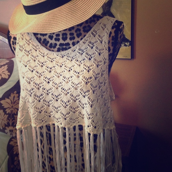 Forever 21 crochet boho knit crop tank top
