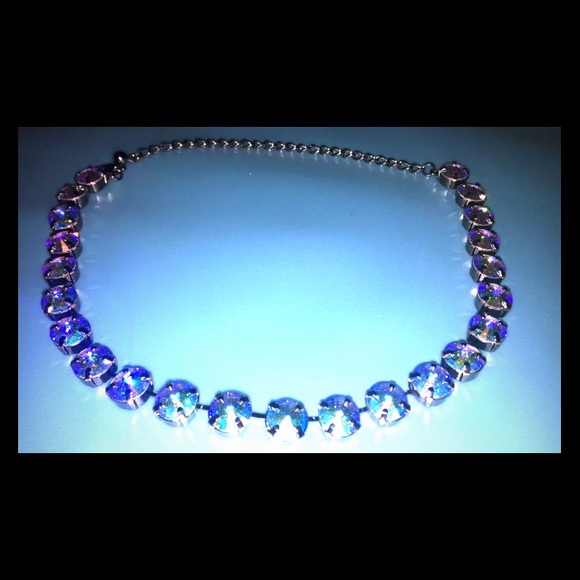 Lat Zu's Necklace, Bracelet and Earrings