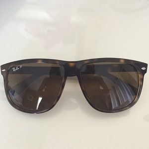 Tortoise polarized ray bans