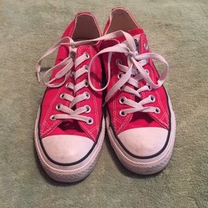 Red Converse