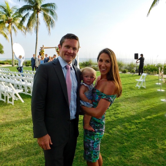 Meet your Posher, Megan - Picture 2 of 5