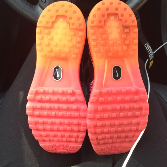 SOLD - Picture 4 of 4