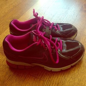 Womens Nike running shoes