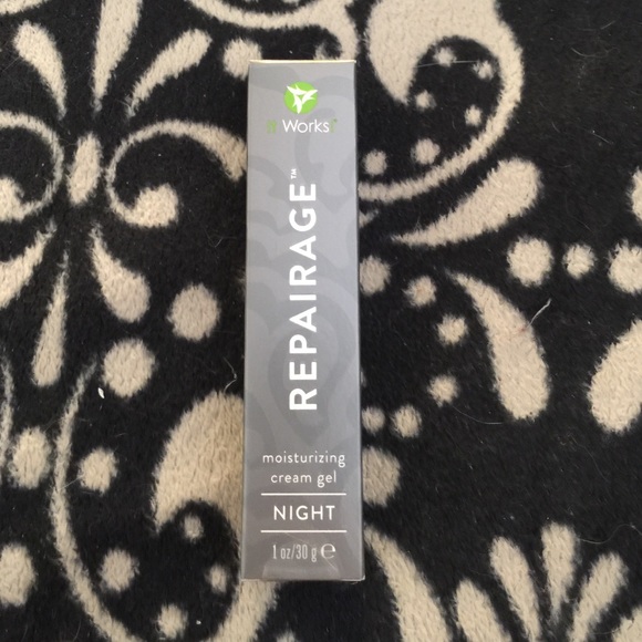 itWorks Repairage cream