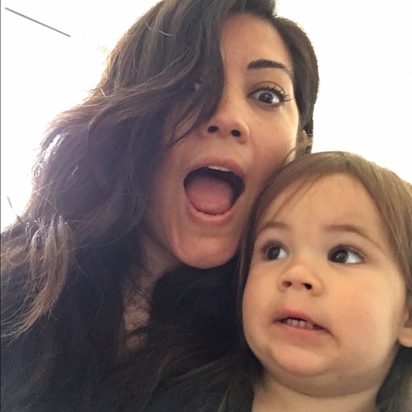 Meet your Posher, Laurie - Picture 4 of 4