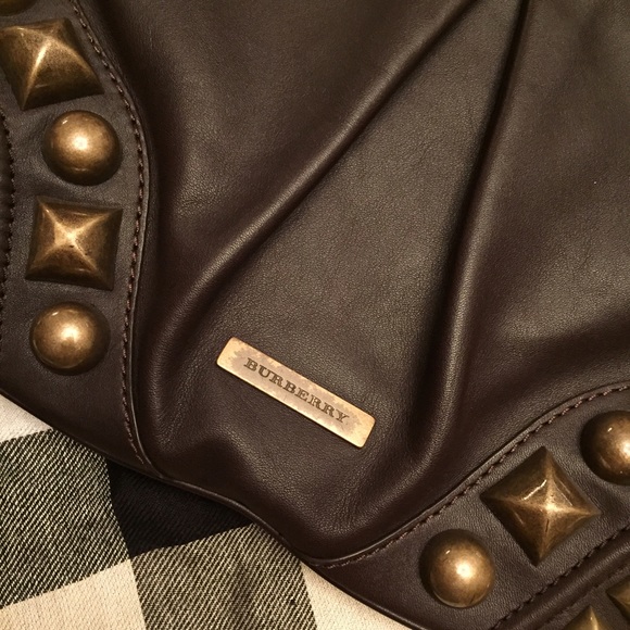 🎉HOST PICK🎉 Burberry Studded Alverton Hobo bag - Picture 2 of 4
