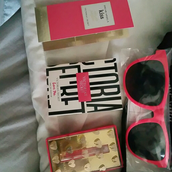 Victoria Secret Items - Picture 2 of 4