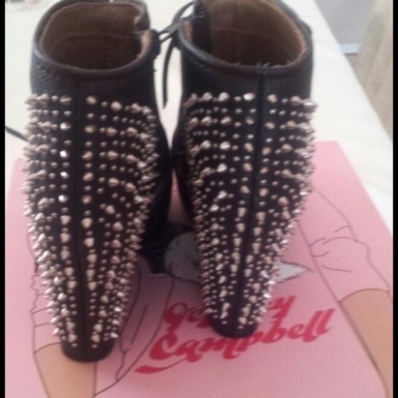 Black spiked wedges J. Campbell - Picture 2 of 4