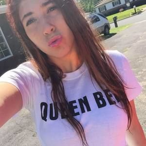 Meet your Posher, Cecelia