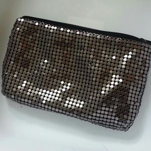 No. 7 Metallic Silver Coin Purse