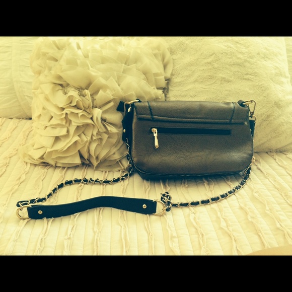 Robert Matthew Ava crossbody metallic bronze bag - Picture 3 of 4