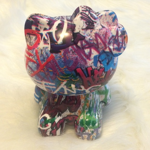 Hello Kitty *GRAFFITI 5 BRUSH Set Holder*