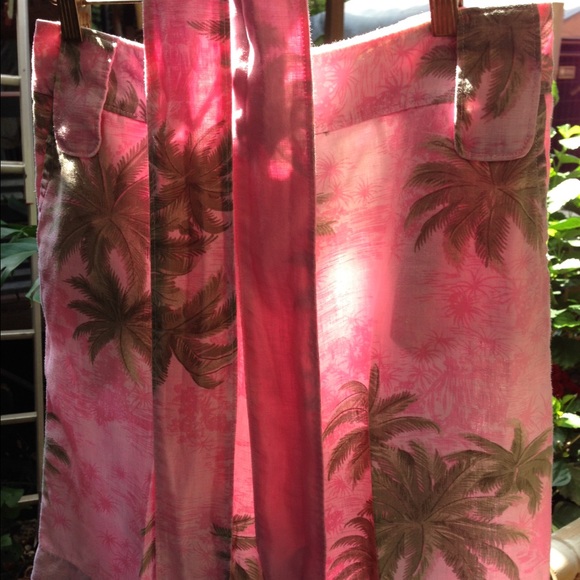 ☀️🌴🌺Tropical Tommy Bahama Shorts🌺🌴 - Picture 2 of 4