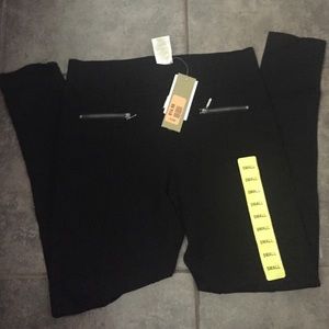 🆕 Black stretch pants