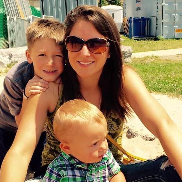 Meet your Posher, Shana