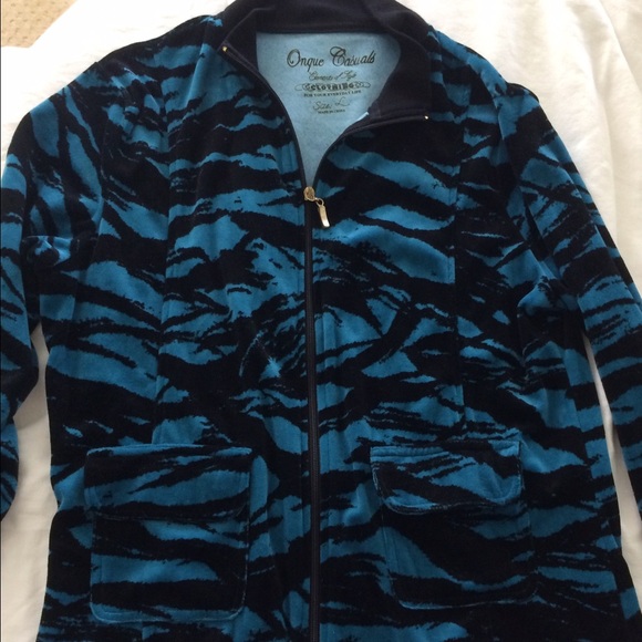 ❌FINAL PRICE ‼️Velour Jacket - Picture 2 of 4