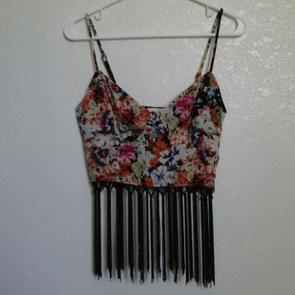 Floral fringe crop top