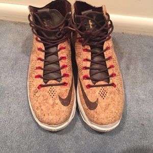 Nike lebron corks