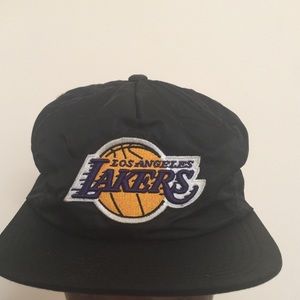 🚨🚨Lakers Mitchell &Ness hat🚨🚨