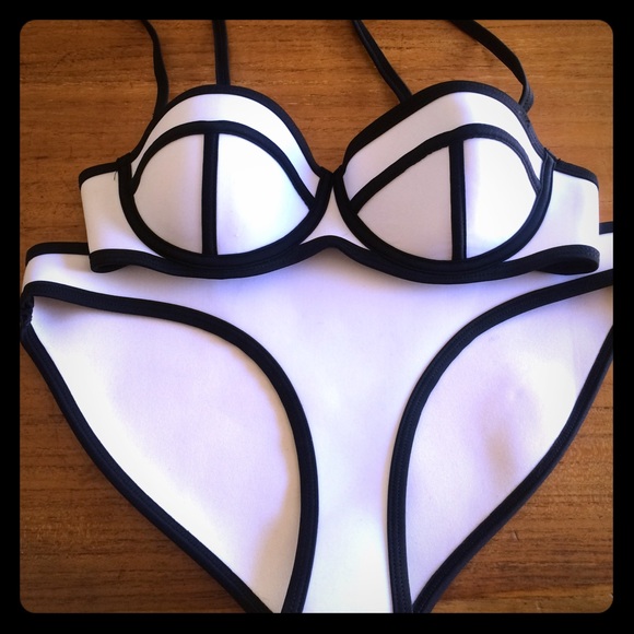 Triangl black and white bikini brand new