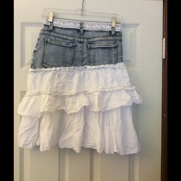 Fun jean ruffle skirt! - Picture 2 of 3