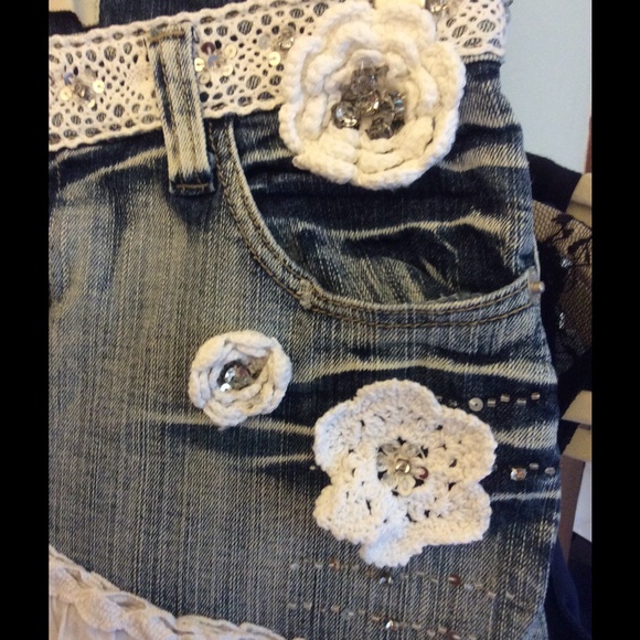 Fun jean ruffle skirt! - Picture 3 of 3