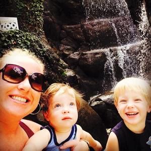 Meet your Posher, Carrie