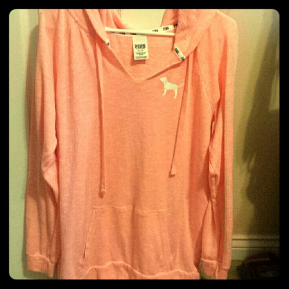 SOLD PINK VICTORIA SECRETS CORAL M OVERSIZED HOODI