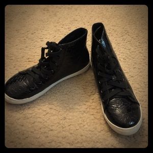 Black patent leather sneakers