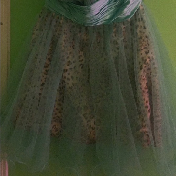 Dress - Picture 2 of 4