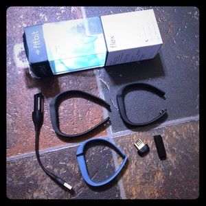 Fitbit Flex EXCELLENT condition!! Small & Large