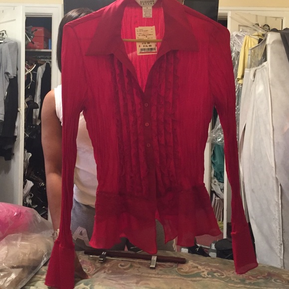 Allison Taylor red shirt